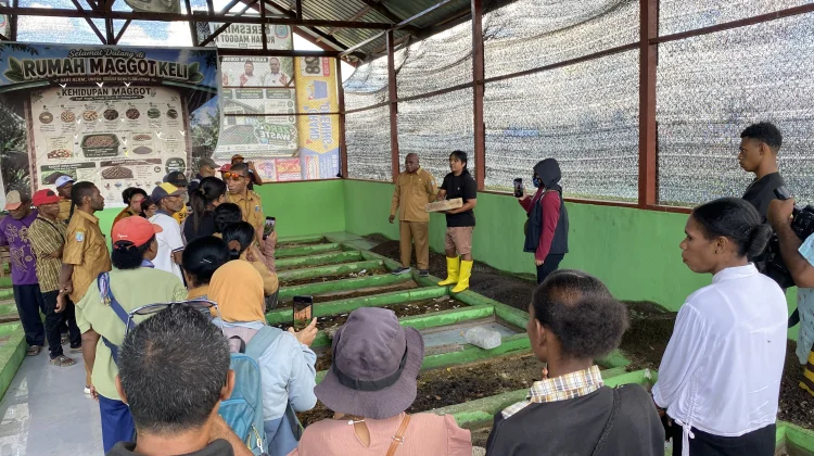 DLH PBD Dorong Klawalu Jadi Pilot Project Pengelolaan Sampah Berbasis Maggot