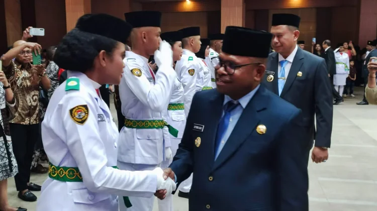 Wali Kota Kota Sorong Kukuhkan Paskibraka untuk HUT Ke-81 RI Tahun 2026