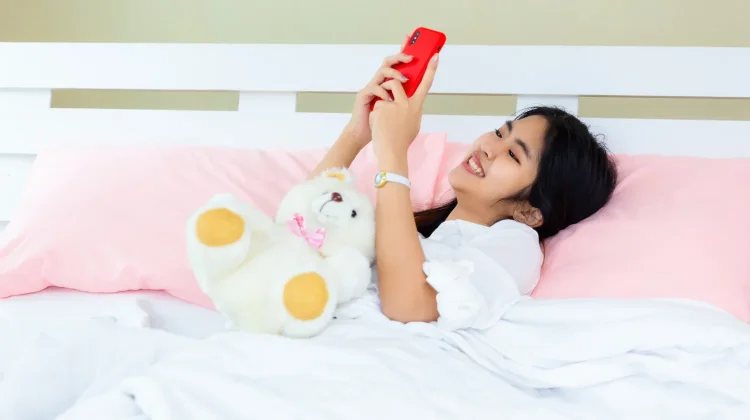 Rebahan ternyata Bisa Bantu Redakan Stres