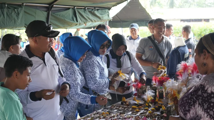Koarmada III Laksanakan Panggung Rakyat Bersama Masyarakat Peringati HUT RI ke-81