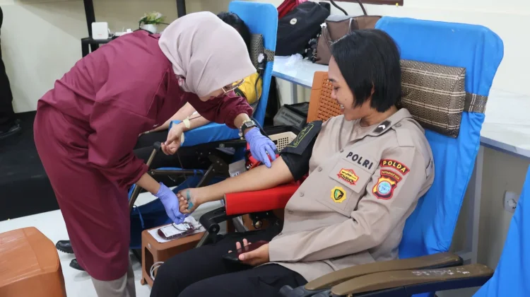 Donor Darah Meriahkan Hari Jadi Polwan ke-78 di Polda Papua Barat Daya