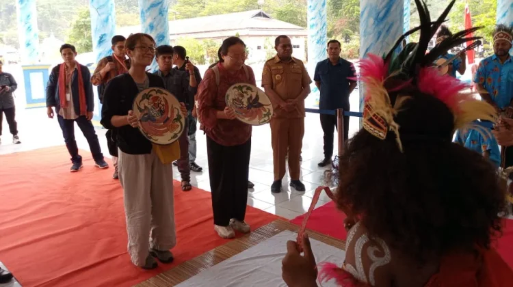 Tim Evaluator UNESCO Evaluasi Status Global Geopark Raja Ampat