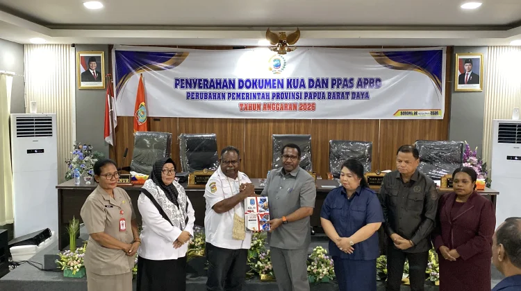 Pemprov PBD Serahkan KUPA dan PPAS Perubahan APBD 2026 ke DPRP