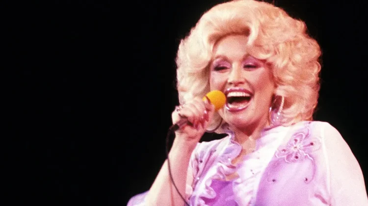 “Jolene”: Lagu 10 Menit Dolly Parton yang Bertahan 50 Tahun