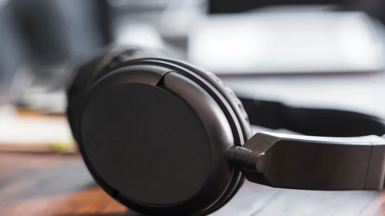 Suka Pakai Headphone, Perhatikan Volume dan Durasi