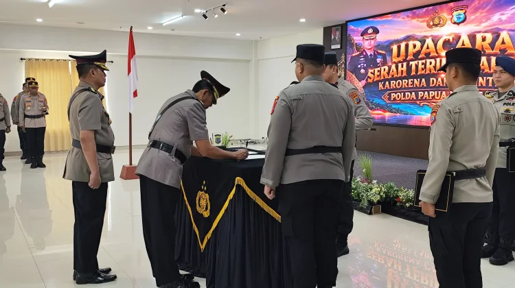 Sertijab Dua PJU Polda Papua Barat Daya, Dirintelkam dan Karo Rena Resmi Berganti