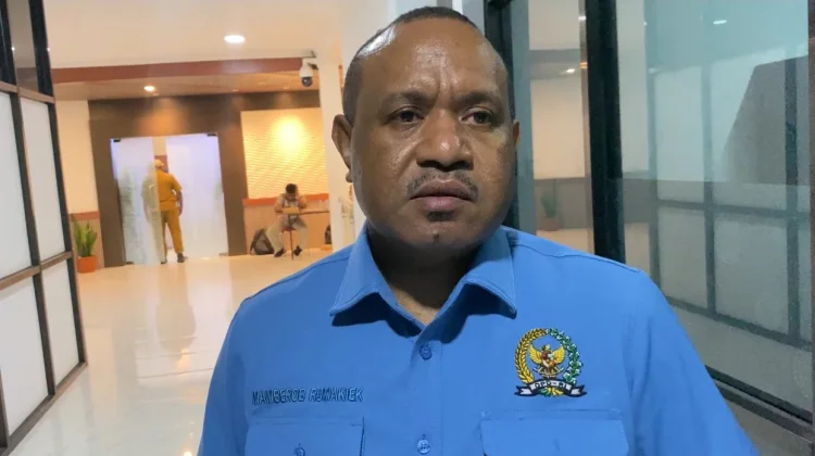 Senator Mamberob Minta Mendes PDT Dengarkan Dampak Dana Desa untuk KDMP