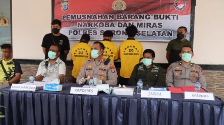 Polres Sorong Selatan Musnahkan Barang Bukti Narkotika Sabu dan Ganja