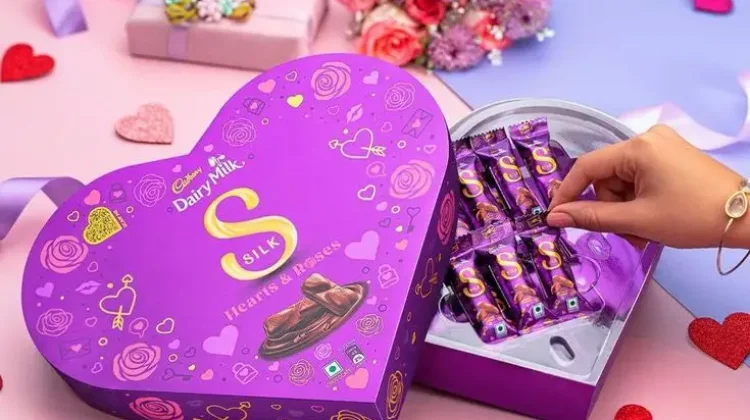 Richard Cadbury Penemu Kotak Cokelat Hati Pertama di Dunia