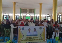 Ahmad Nausrau bersama ASN Muslim Pemprov PBD Salurkan Sembako