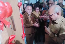 Wali Kota Resmikan Sarana Penunjang Informasi Komunikasi Pemkot Sorong