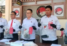 Ditresnarkoba Polda Papua Barat Daya Ringkus Residivis saat Konsumsi Sabu