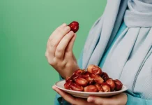 Apakah Kurma Harus Dicuci sebelum Dikonsumsi?