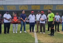 Elisa Kambu Resmi Membuka Liga 4 Piala Gubernur Papua Barat Daya 2026