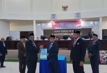 Serahkan LKPJ Tahun 2025, Bupati Orideko Akui Realisasi PAD Belum Maksimal