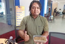 Pemuda Aimas Sulap Sampah Jadi Peluang