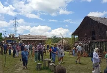 Wisatawan Internasional Kunjungi Rumah Etnik Papua