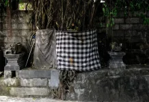 Makna Filosofis Kain Poleng dalam Kehidupan Masyarakat Bali