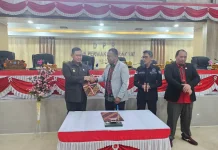 Rapat Paripurna DPR Kota Sorong Bahas Evaluasi Kinerja Pemerintah Daerah 2025