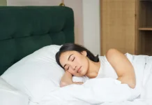 Tidur Dengan Lampu Menyala ternyata Bahaya untuk Tubuh