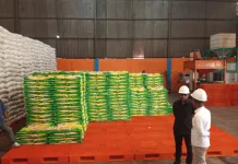 Bulog Sorong Jamin Harga Beras dan Minyak Goreng Tetap Stabil