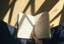 Manfaat Membaca Buku Fisik di Era Serba Digital