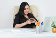 Etika Chat WhatsApp yang Sering Dilupakan Banyak Orang