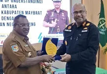 Pemkab Maybrat Jalin Kerja Sama Penanganan Hukum dengan Kejari Sorong