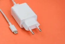 sebelum Membeli Charger Baru, Ketahui Hal Penting Ini