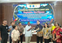 Gubernur Papua Barat Daya Sambut dan Lepas Mahasiswa KKN PPM UGM di Raja Ampat
