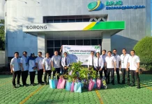 BPJS Ketenagakerjaan Sorong Bagikan Bibit Pohon, Ajak Warga Hijaukan Kota