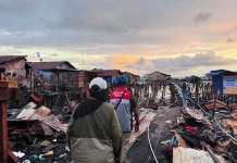 Ringankan Duka Kebakaran Sorong, Kilang Kasim Gandeng Generasi Muda