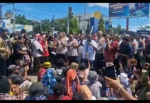 Gubernur Papua Barat Daya Datangi  Mama-Mama Papua Serap Aspirasi