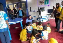 Fasilitas Perpustakaan Terbatas, Keluarga Jadi Kunci Bangun Kebiasaan Membaca