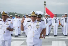 Dansatfib Koarmada III Pimpin Sertijab Komandan KRI Teluk Weda-526