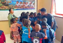 DIANTARA Tanamkan Kesadaran Konservasi kepada Puluhan Siswa di Kofiau-Boo