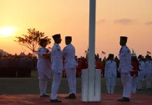 Koarmada III Hadiri Upacara Penurunan Bendera HUT Ke-81 Kemerdekaan RI di PBD