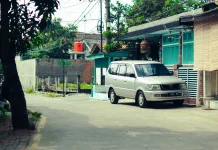Amankah Kendaraan Terus Terpapar Panas Siang Hari dalam Waktu Lama
