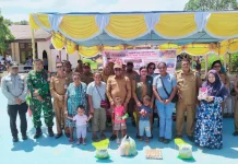 Penyerahan Bantuan PMT untuk Anak dan Ibu Hamil di Kelurahan Pal Putih