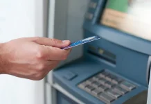 Kenali Penyebab Kartu ATM Tertelan saat Bertransaksi