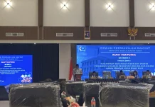 Gubernur Elisa Kambu Minta OPD Hentikan Pembagian Anggaran ke Kegiatan Kecil