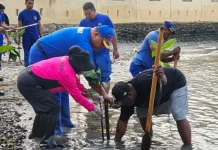 Ditpolairud Polda PBD Bersama Warga Tanam Mangrove dan Aksi Bersih Pantai