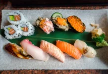Kenapa Ibu Hamil Dilarang Makan Sushi Mentah? Ini Penjelasan Dokter dan Risikonya