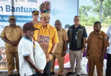 RJK Cek Penyaluran Beras Bantuan Pangan Nasional hingga Pelosok Fef Tambrauw