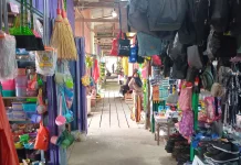 Sebanyak 48 Pedagang Bertahan di Pasar Lama Waisai