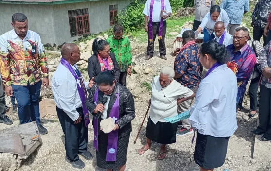 Pemda Sorong Selatan Komitmen Dukung Pembangunan Gereja Moswaren