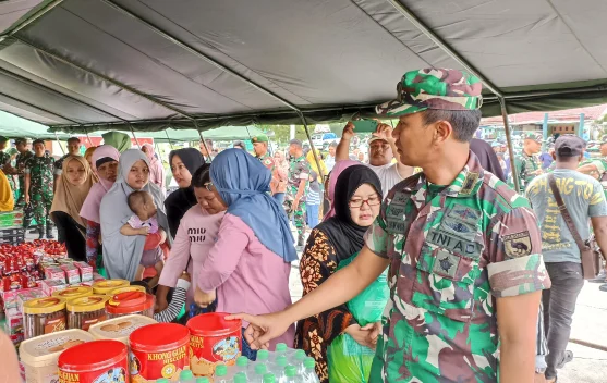 Kodim 1807 Sorong Selatan Sedikan 500 Paket Bazar Ramadan