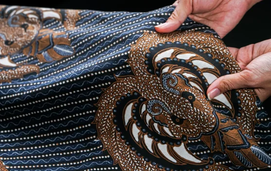 Warisan Budaya tak bendasebagai identitas Bangsa Indonesia