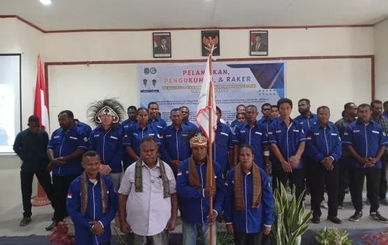 Tak Cukup Andalkan Proyek, Gubernur Dorong Kontraktor OAP Masuk UMKM ...