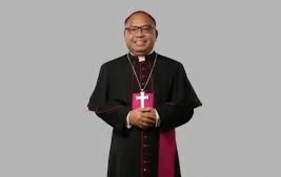 Mgr. Maximus Regus Ajak OMK Sorong Jadi Penggerak Perubahan di Papua